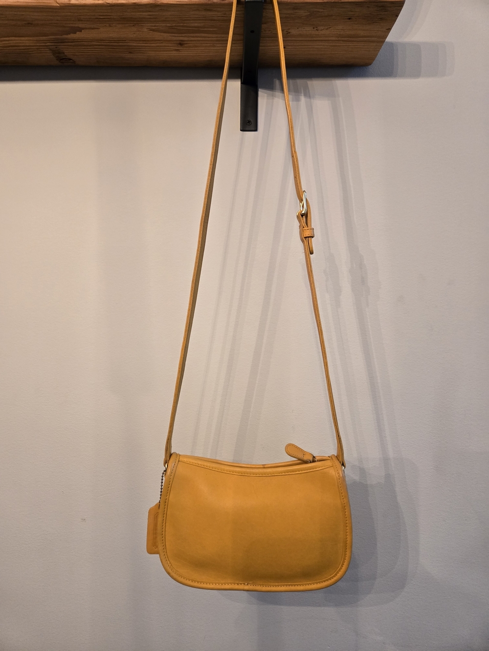 Vintage Coach Wendie Crossbody -